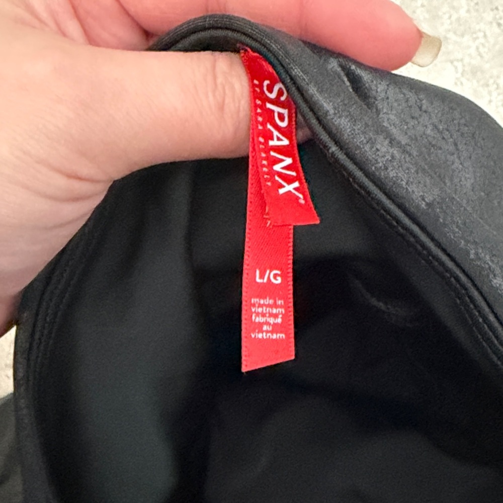 SPANX Sleek Black Leggings